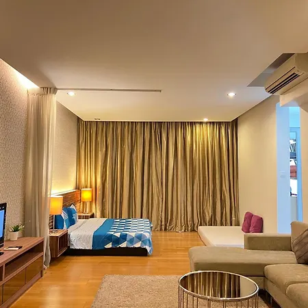 The City Nest Hostel Regalia Kuala Lumpur Exterior photo