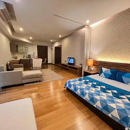 The City Nest Hostel Regalia Kuala Lumpur Exterior photo